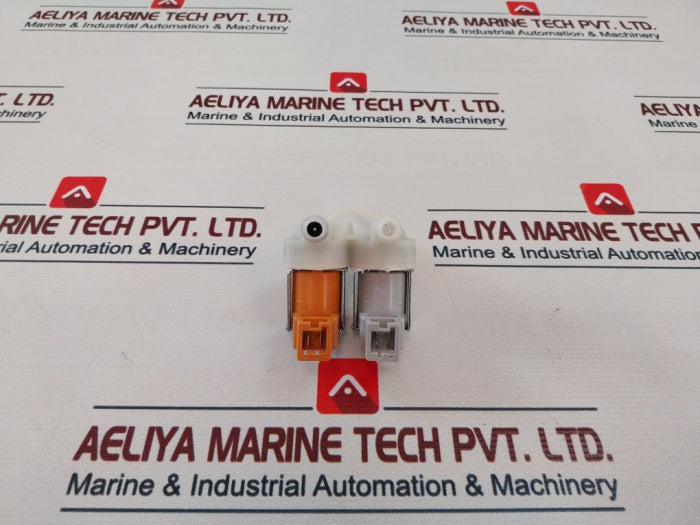 Robertshaw S 19 40 Solenoid Valve 200-240V 6W