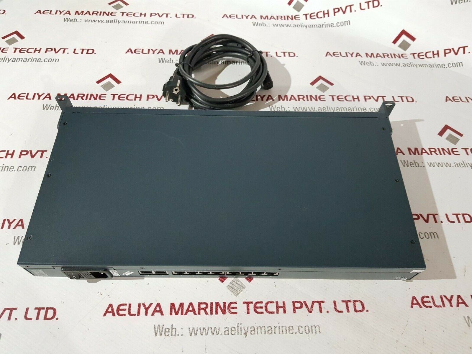 Advantech Eki-1528 8-port Rs-232/422/485 Serial Device Server 100-240Vac 47-63Hz