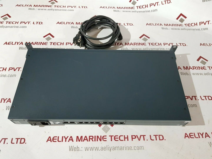 ADVANTECH EKI-1528 8-PORT RS-232/422/485 SERIAL DEVICE SERVER 100-240VAC 47-63HZ