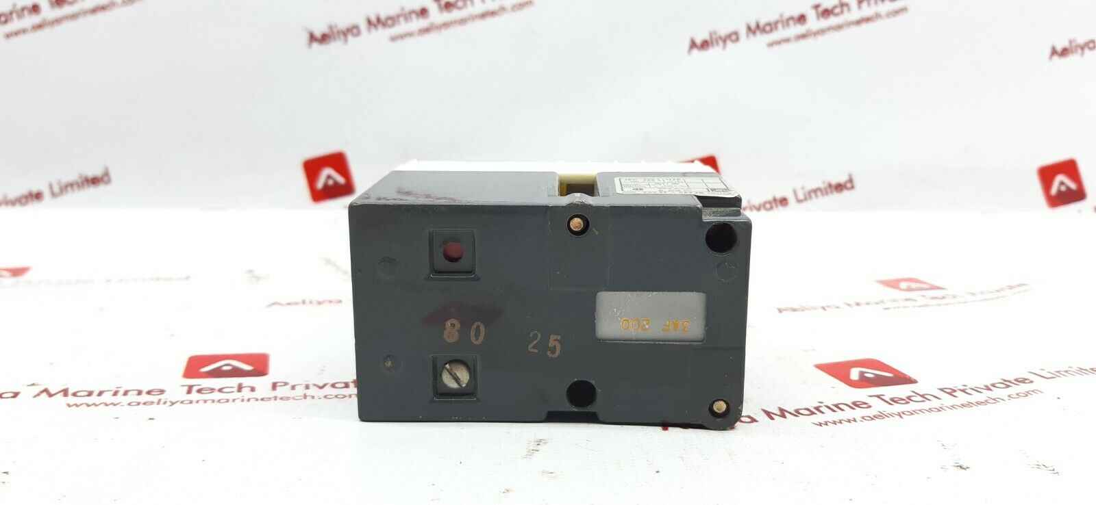 Telemecanique CA2-FR 111 Time Relay 220V 60Hz