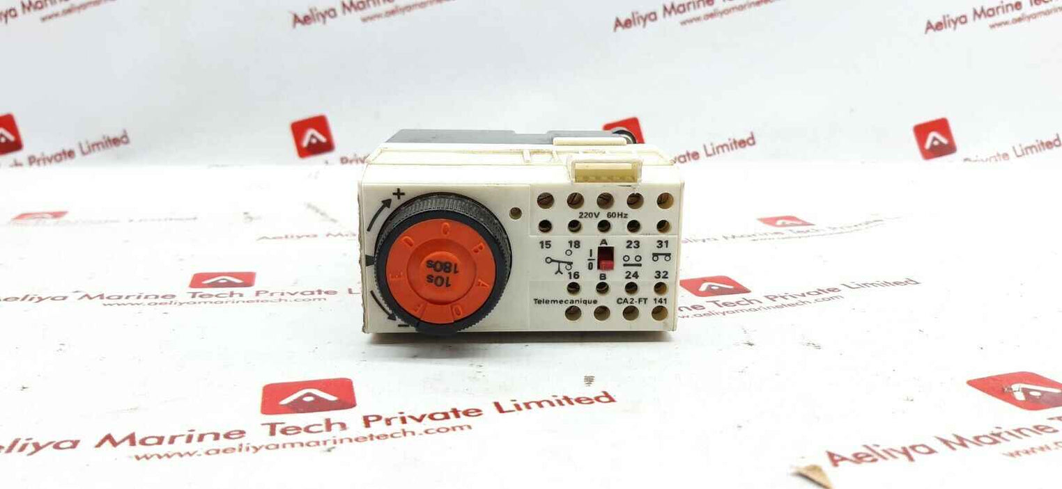 Telemecanique CA2-FT141 Time Relay 220V 60Hz