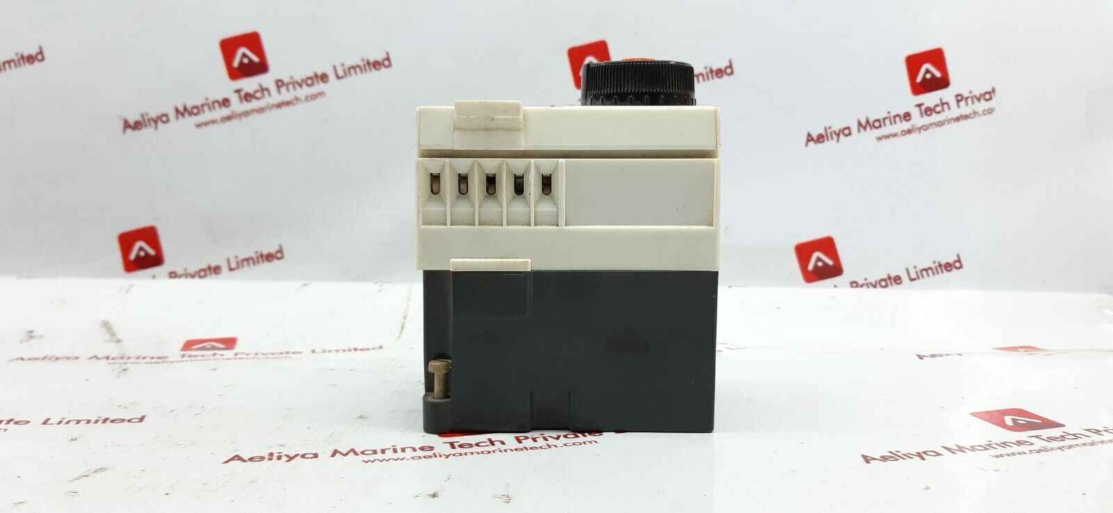 Telemecanique CA2-FR 111 Controller Time Relay 200V 50Hz 208V 60Hz