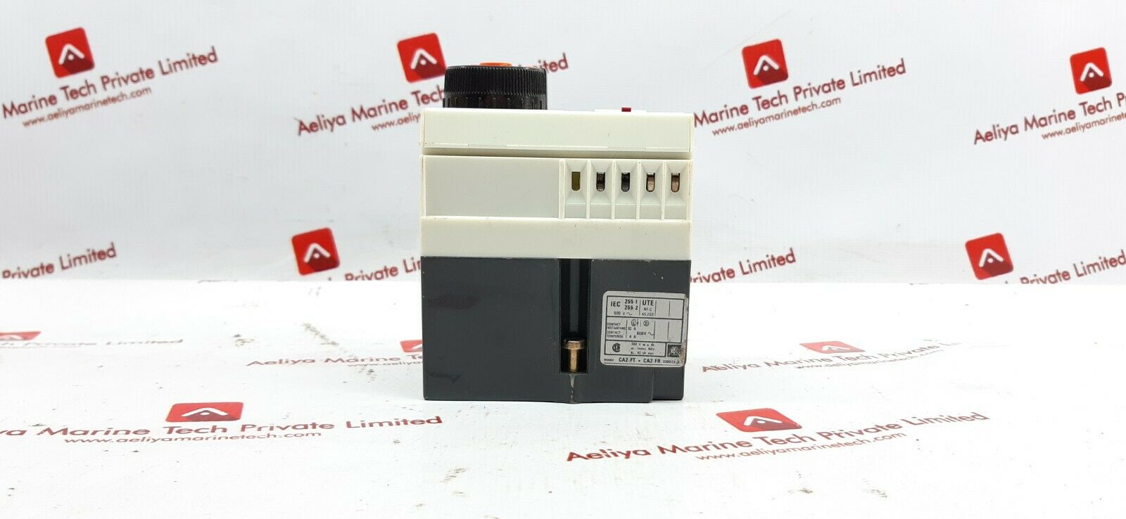 Telemecanique Ca2-fr 111 Time Relay 220V 60Hz