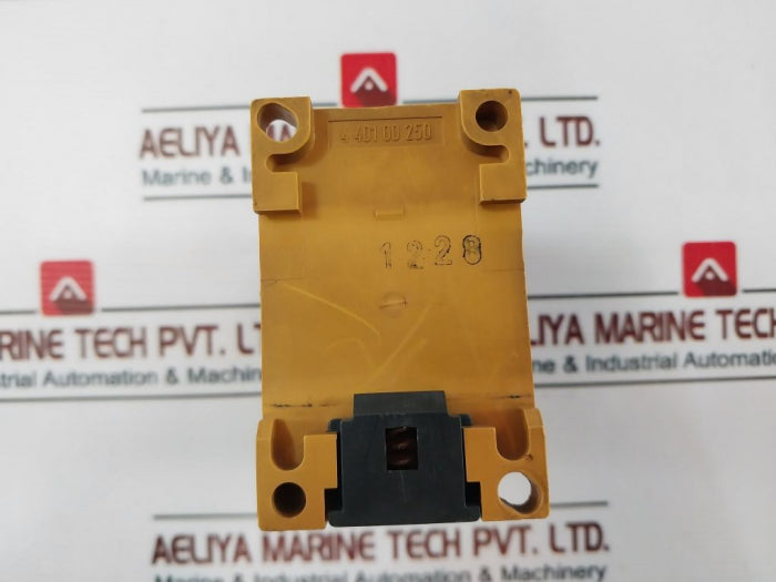 Schiele Ern Time Relay Ansprechverzögert/Response Delay