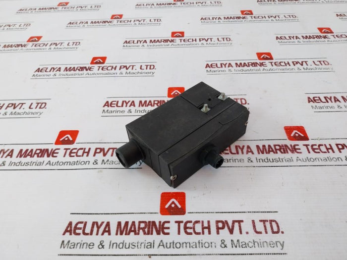 Schmersal Azm 170-11Zrk-st-2573 Safety Interlock Switch 40-60Hz Ip67 24Vac/Dc