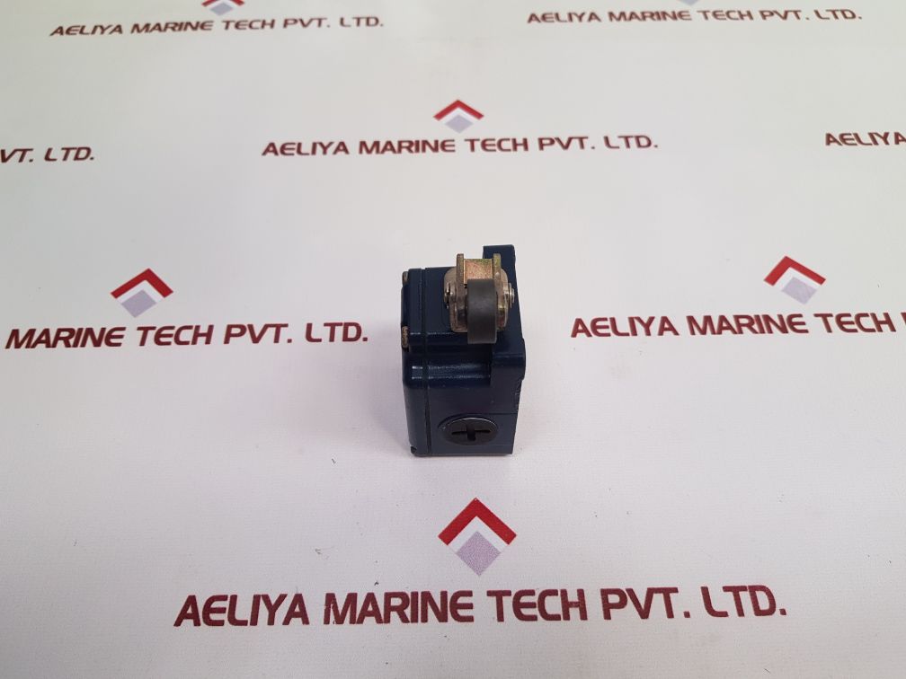 Schmersal M3K 015-11Y Position Switch