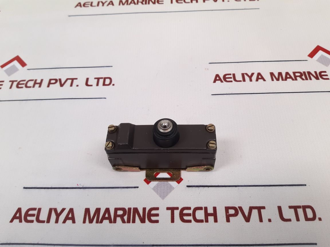 Schmersal Ms 302-11Yw Limit Switch - Aeliya Marine Tech