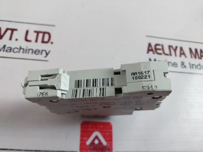 Schneider Electric C15A Circuit Breaker 15A 1P 110Vac