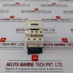 Schneider Electric Cad32 Control Relay 110V 50/60Hz 600Vac