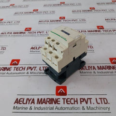 Schneider Electric Cad32 Control Relay 110V 50/60Hz 600Vac