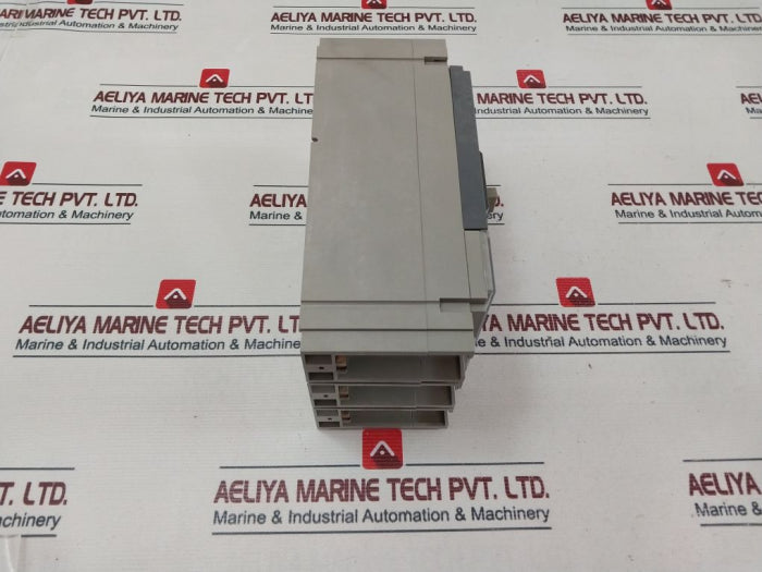 Schneider Electric Cvs630f Moulded Case Circuit Breaker 630a 3p 36ka