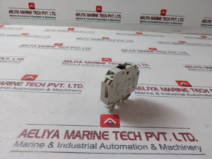 Schneider Electric/Telemecanique GB2CB09 Circuit Breaker 250V 50/60Hz