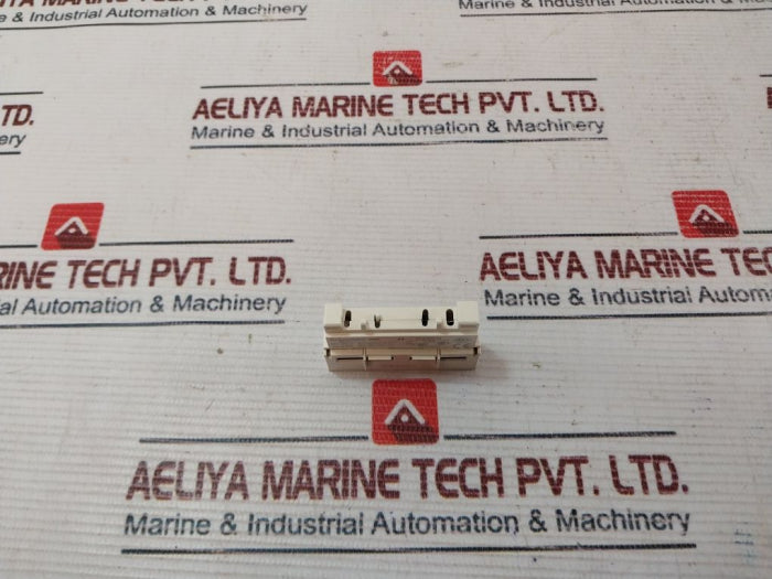 Schneider Electric Gvae11 Auxiliary Contact Block 25A 240V