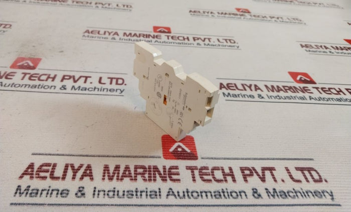 Lot Of 2X Schneider Electric Gvan11 Auxiliary Contact Block 6A/690V