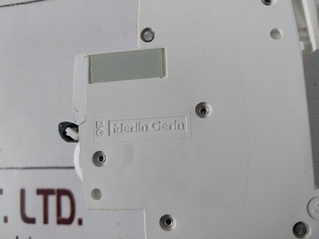 Schneider Ic60a Circuit Breaker 25a 50/60hz 400v 6kv 50°C