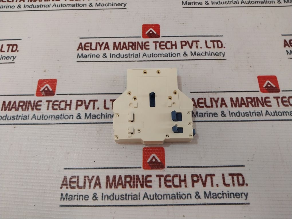 Schneider Electric Lad8N11 Lateral Contact Block 690V