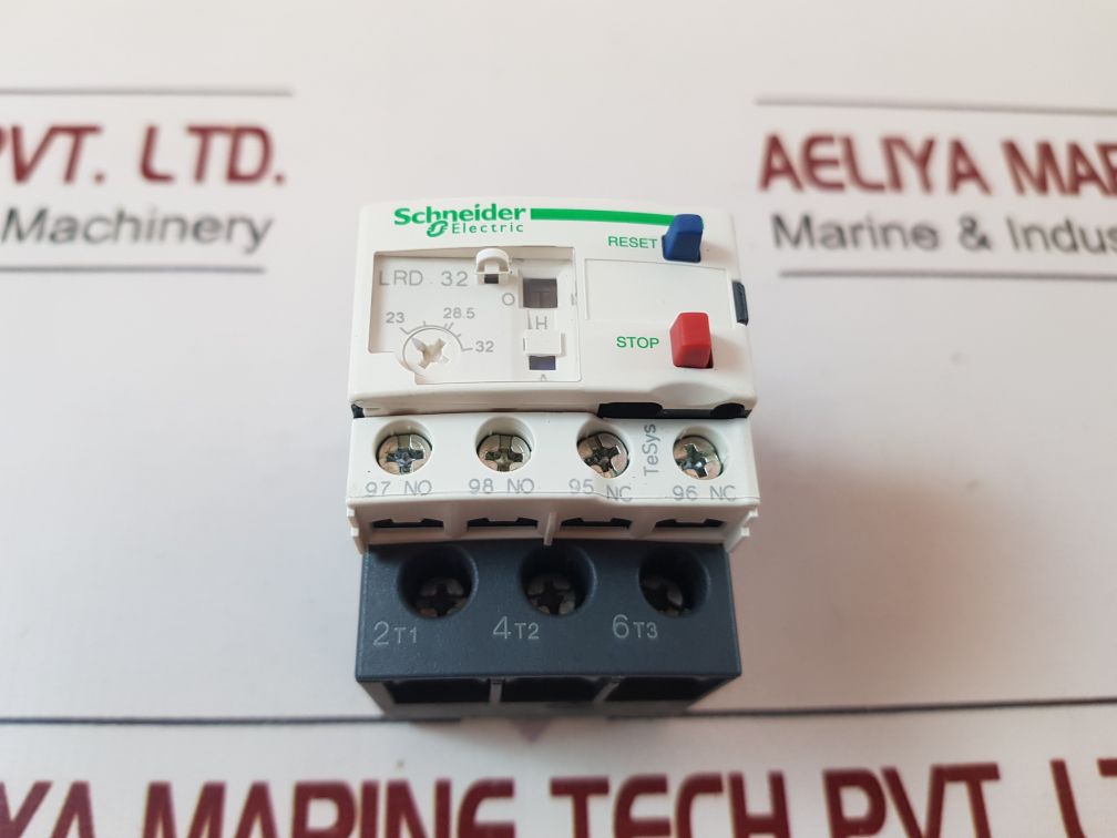Schneider Electric Lrd32 Thermal Overload Relay 690V-50/60 Hz 10A
