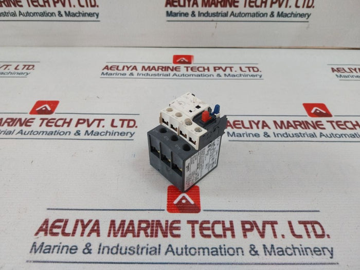 Schneider Electric Lrd 16 Thermal Overload Relay 690V~ 9-13A