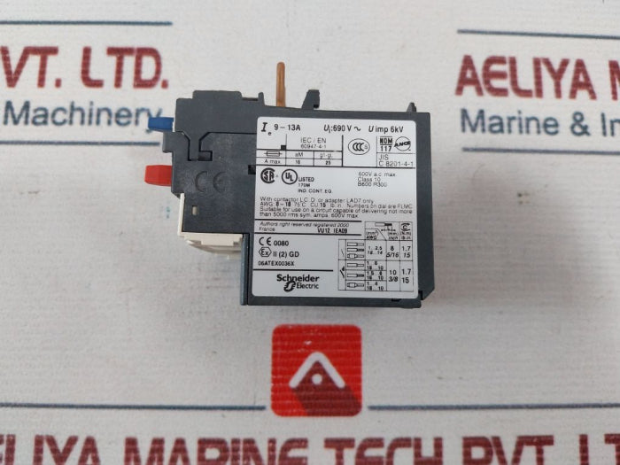 Schneider Electric Lrd 16 Thermal Overload Relay 690V~ 9-13A