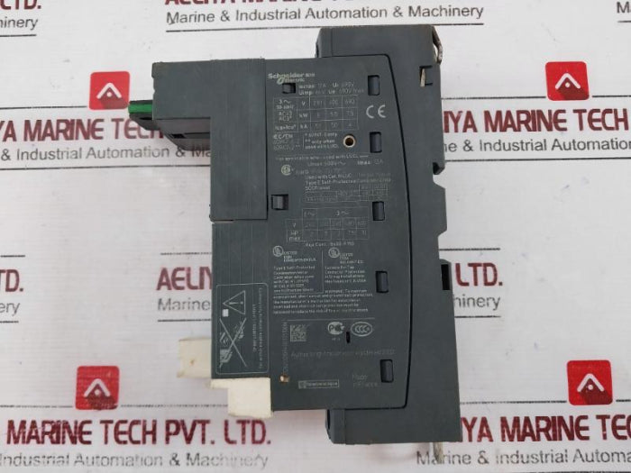 Schneider Electric Lub12 Power Base 12A Ui: 690V Iec/En 60947-6-2