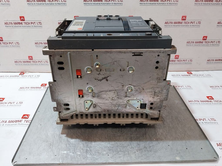 Schneider Electric Masterpact Nw32 H1 Circuit Breaker Micrologic 5.0 P 3200A