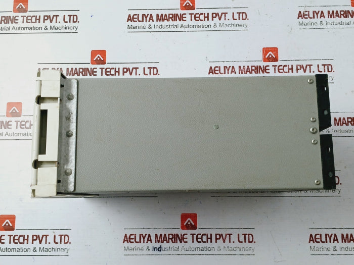 Schneider Electric P122 B00Z312Ce1 Over Current Protection Relay V12.E 48-240Vac