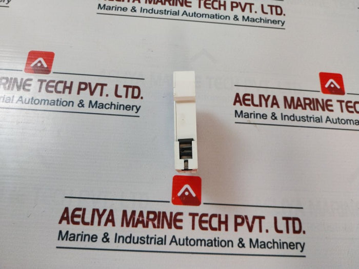 Schneider Electric Re11 Relay 24Vdc 50-60Hz