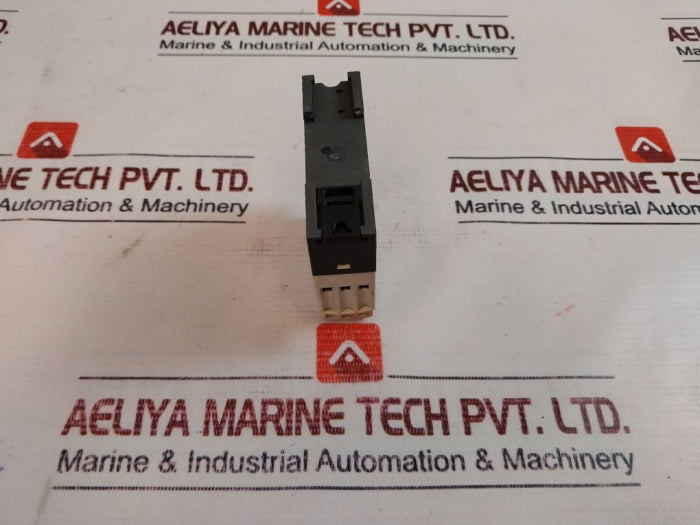 Schneider Electric / Telemecanique Re7Tm11Bu Timer Delay Relay 8A 250V