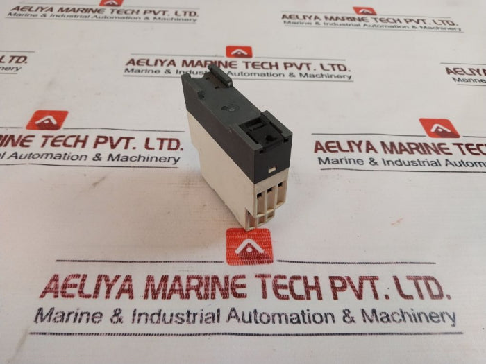 Schneider Electric / Telemecanique Re7Tm11Bu Timer Delay Relay 8A 250V