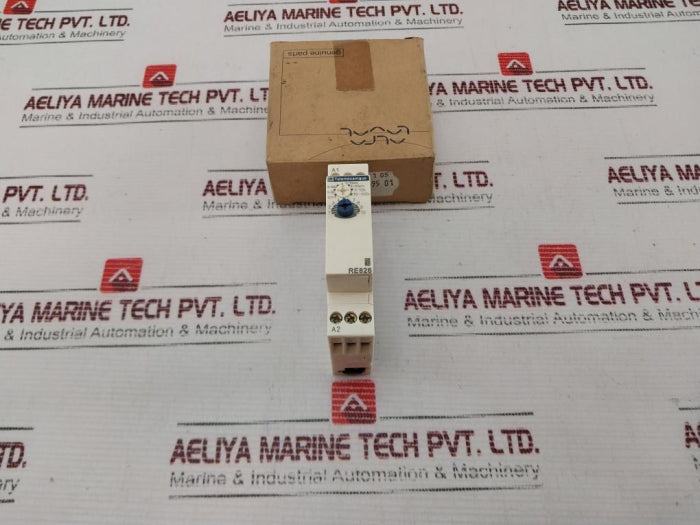 Schneider Electric Re88826014 On Delay Timer