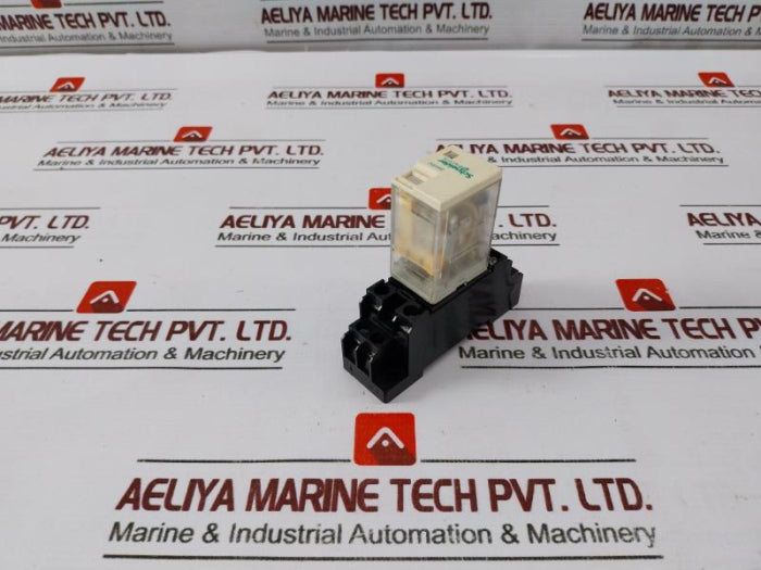 Schneider Electric Rxm2Lb2Bd Relay With Plug-in Socket 24Vdc 5A/250, Vac 7A 250V