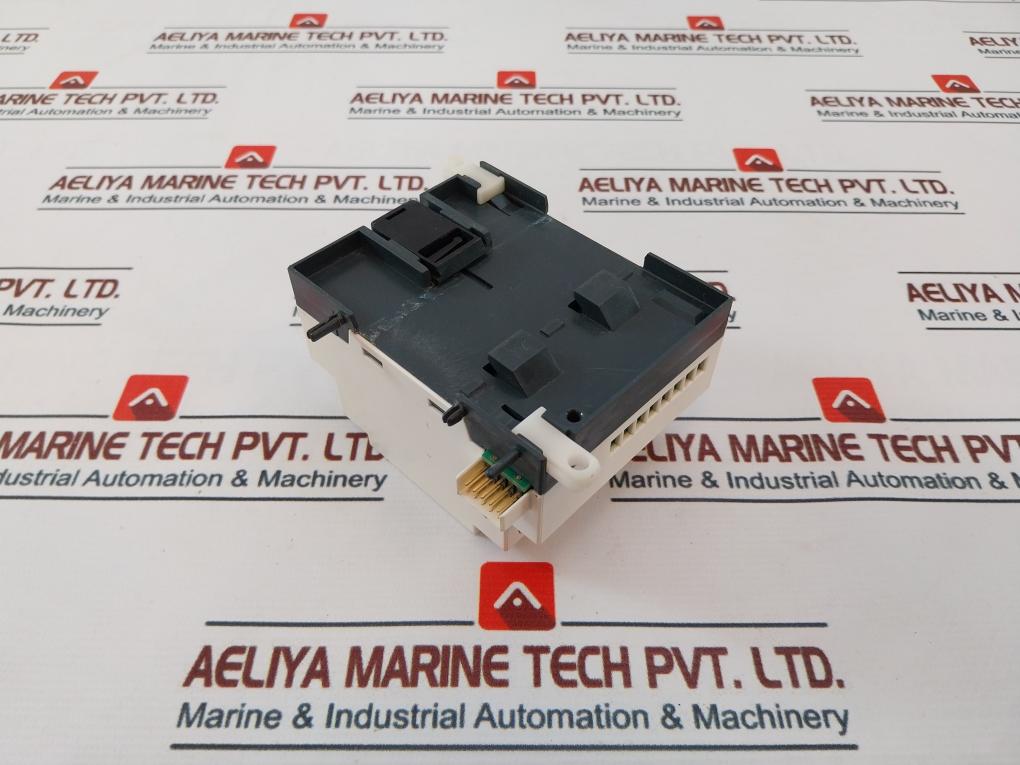 Schneider Electric Sr3 Xt141Bd Discrete I/O Extension Module 24Vdc 8A