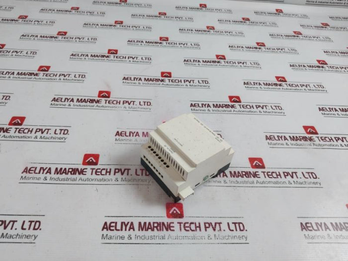 Schneider Electric Sr3Xt141Bd Discrete I/O Extension Module, Zelio Logic