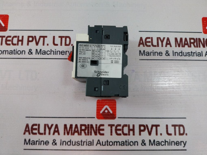 Schneider Electric Telemecanique Gv2Me07 Motor Circuit Breaker 690V 1.6-2.5A