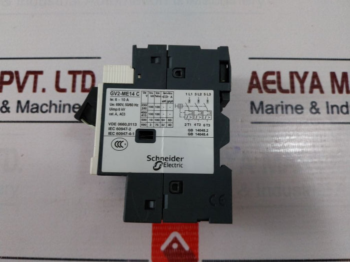Schneider Electric/Telemecanique Gv2Me14 Motor Circuit Breaker 690V 50/60 Hz