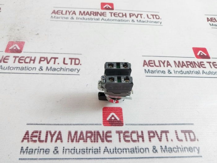 Schneider Electric ZBE-101 Contact Block Screw Clamp With Rotary Switch