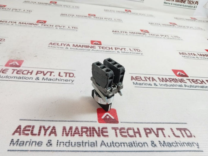 Schneider Electric ZBE-101 Contact Block Screw Clamp With Rotary Switch