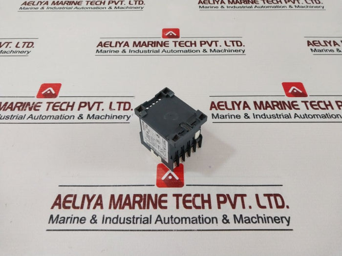 Schneider Electric Ca2Kn 22U7 Control Relay 10A 690V