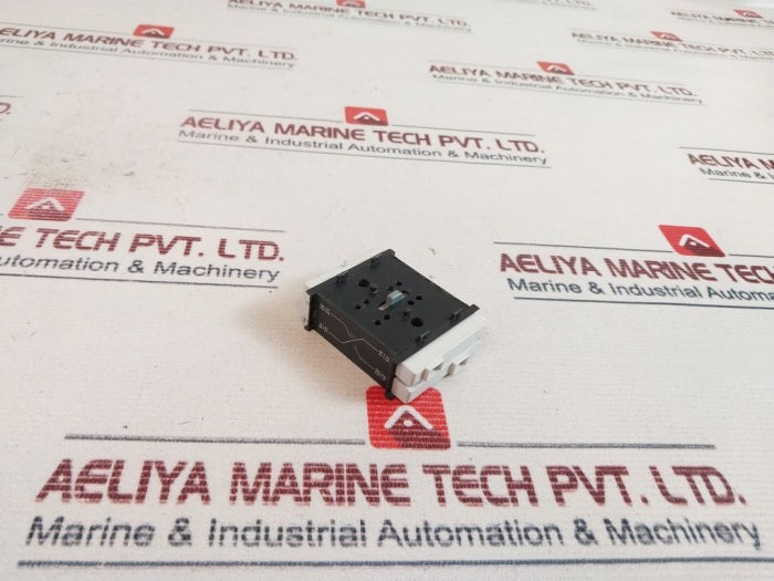 Schneider Electric Vz7 Auxiliary Contact 690v