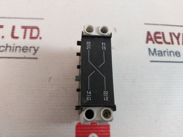 Schneider Electric Vz7 Auxiliary Contact 690v