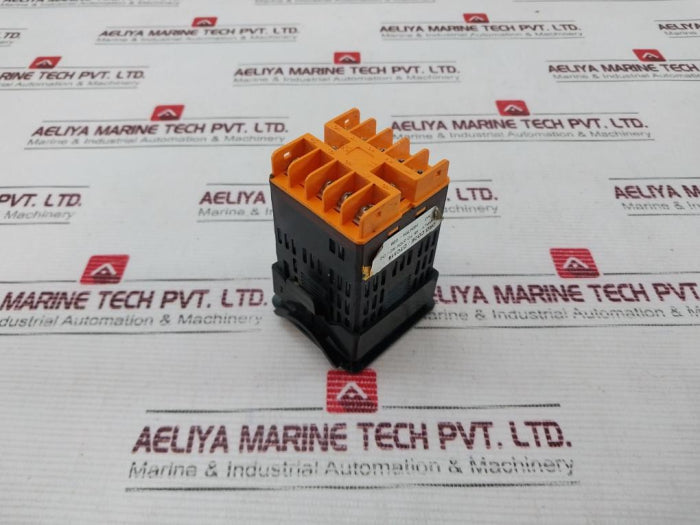 Selec Dtc514 Temperature Controller