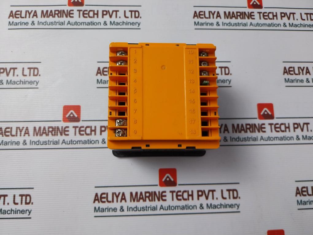 Selec Tc303 Temperature Controller