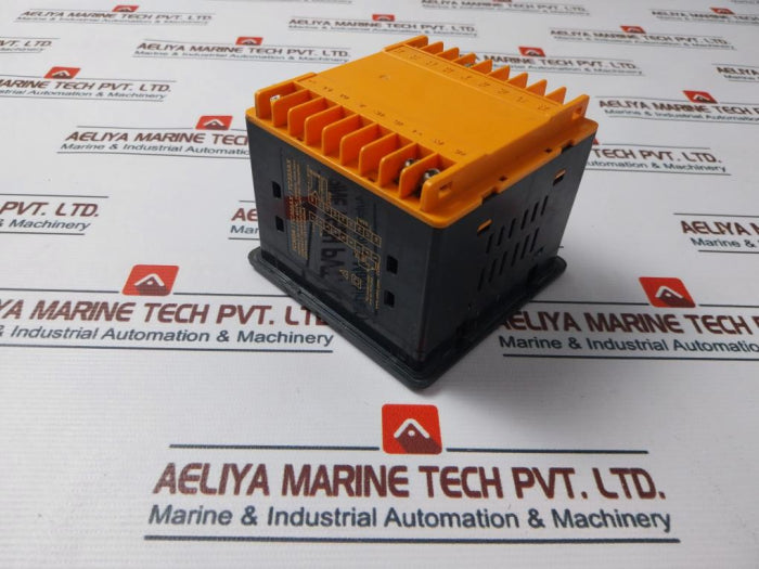 Selec Tc303 Temperature Controller