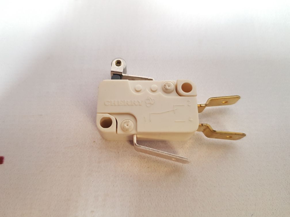 Lot of 19X Cherry D45X Limit Switch 15a 125-250vac