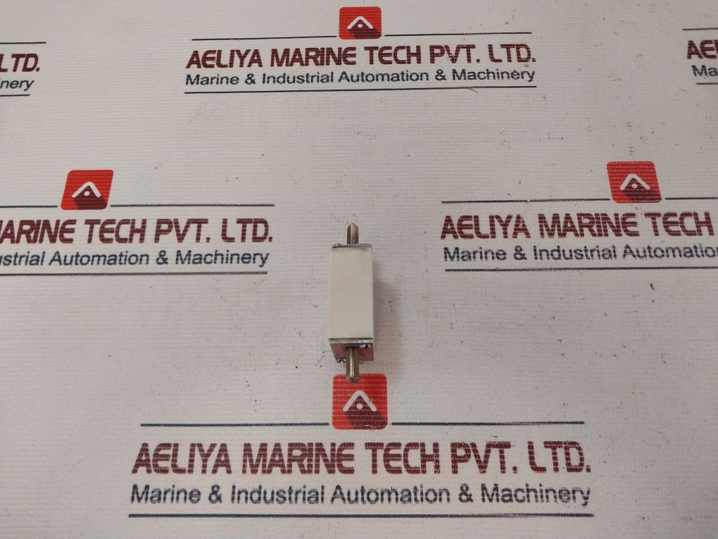 Siemens 3NA3805 Fuse Element NH000 120KA 500VAC