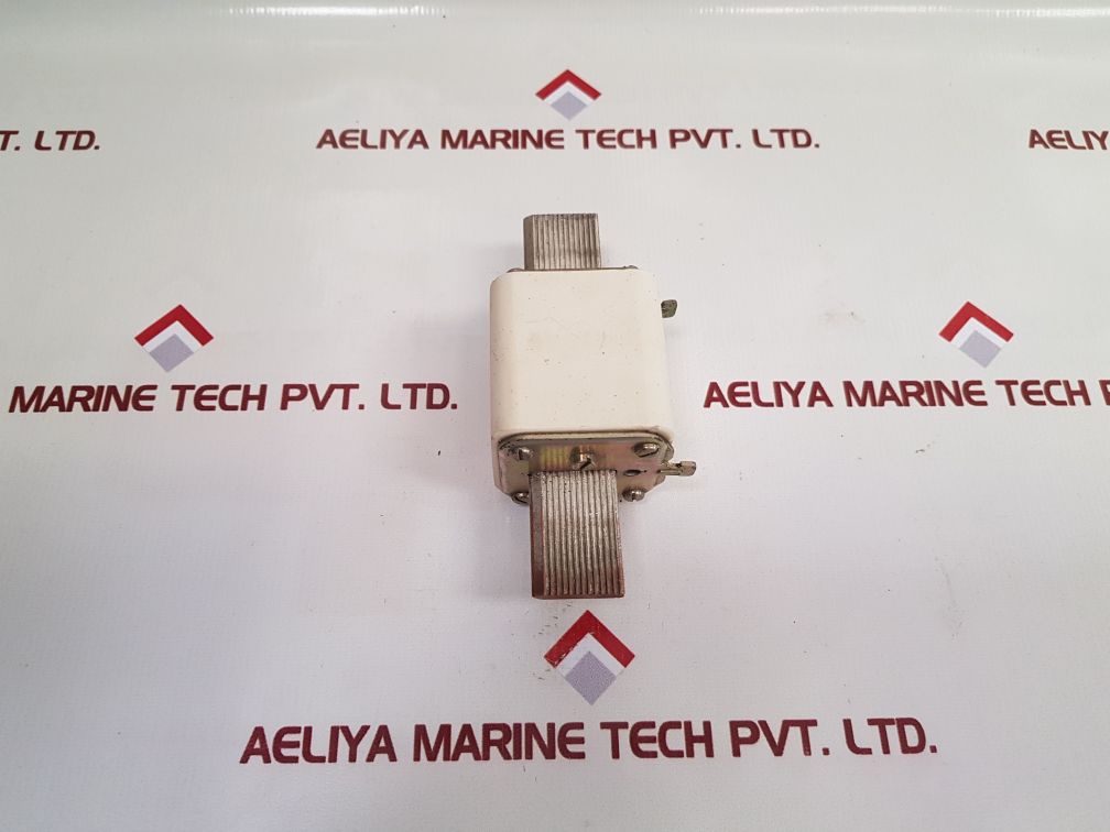 Siemens 3Na3 260-7Y Fuse