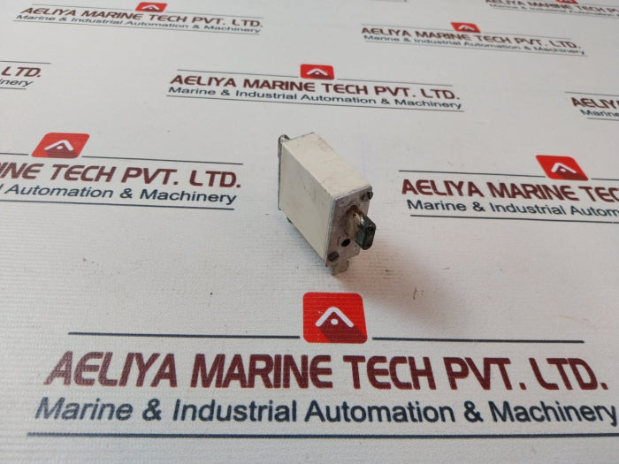 Lot Of 4X Siemens 3Na3 824 Hrc Fuse 500V/120Ka 80A Ac600 V, Ir 100 Ka