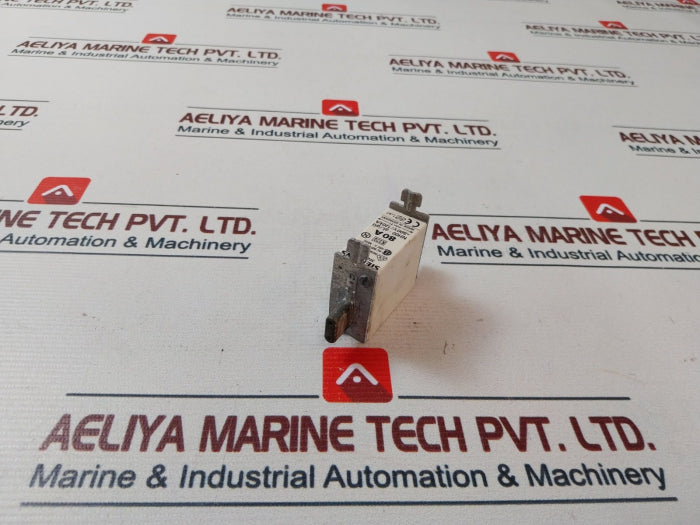 Lot Of 4X Siemens 3Na3 824 Hrc Fuse 500V/120Ka 80A Ac600 V, Ir 100 Ka