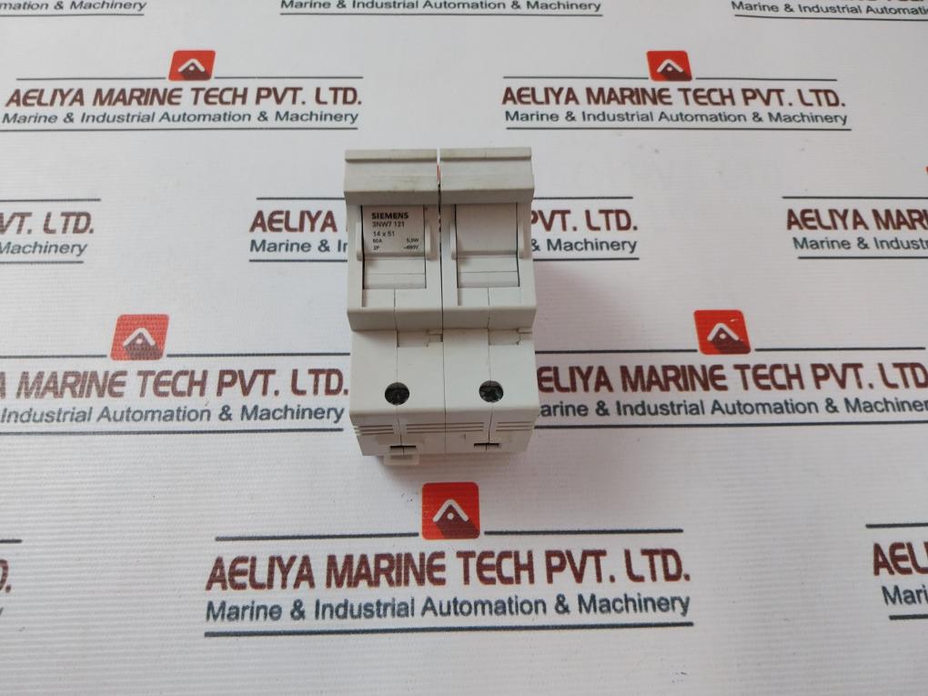Siemens 3Nw7 121 Fuse Holder 600V 50A