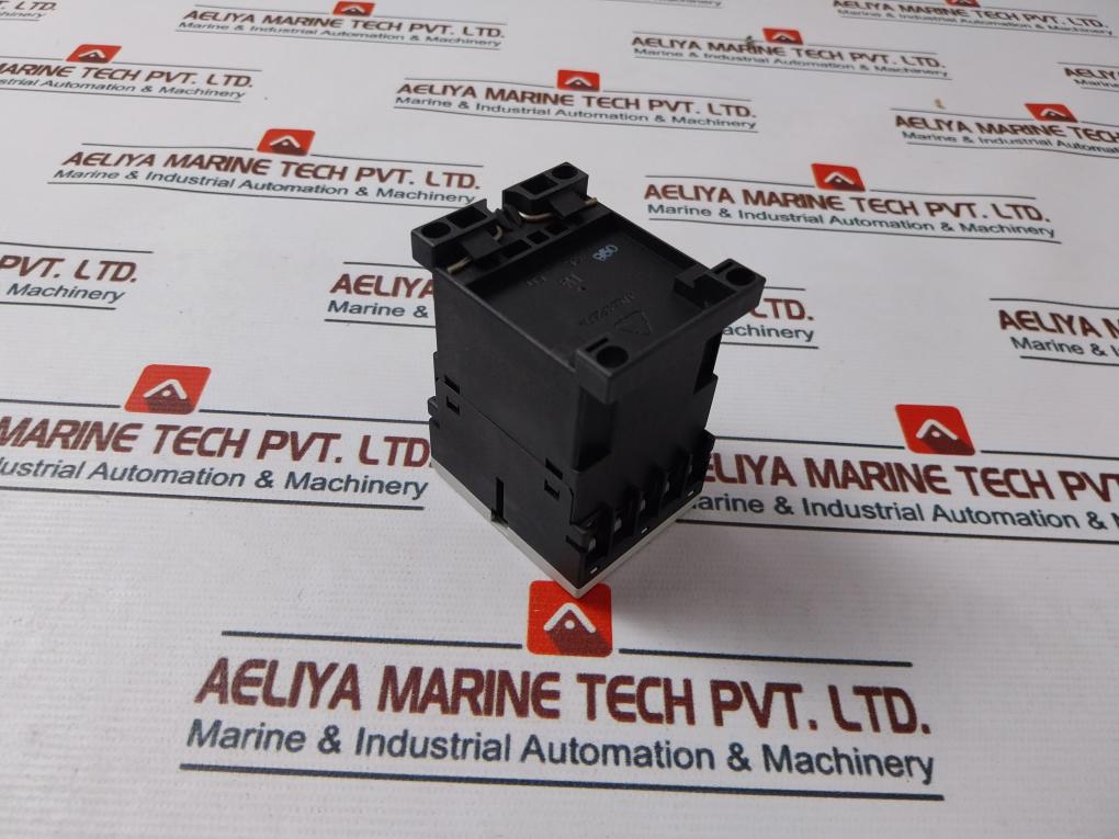 Siemens 3Rh1122-1Ap00 Contactor Relay 230V 50/60Hz 10A